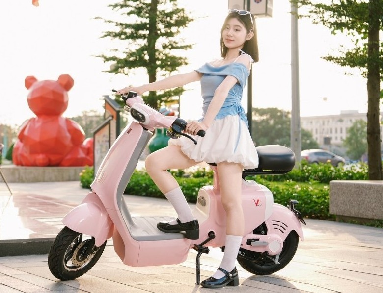 Sửa xe điện ban đêm có rủi ro gì không?