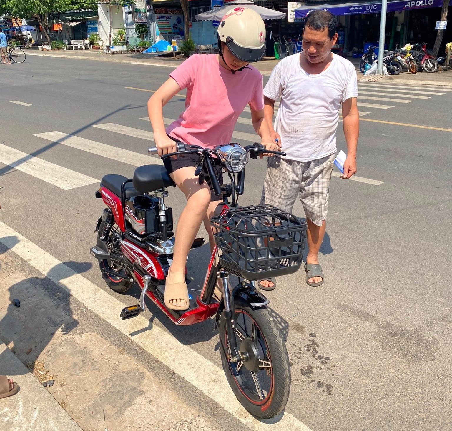 Nhưng lợi ích nghề sửa xe đạp điện đem lại