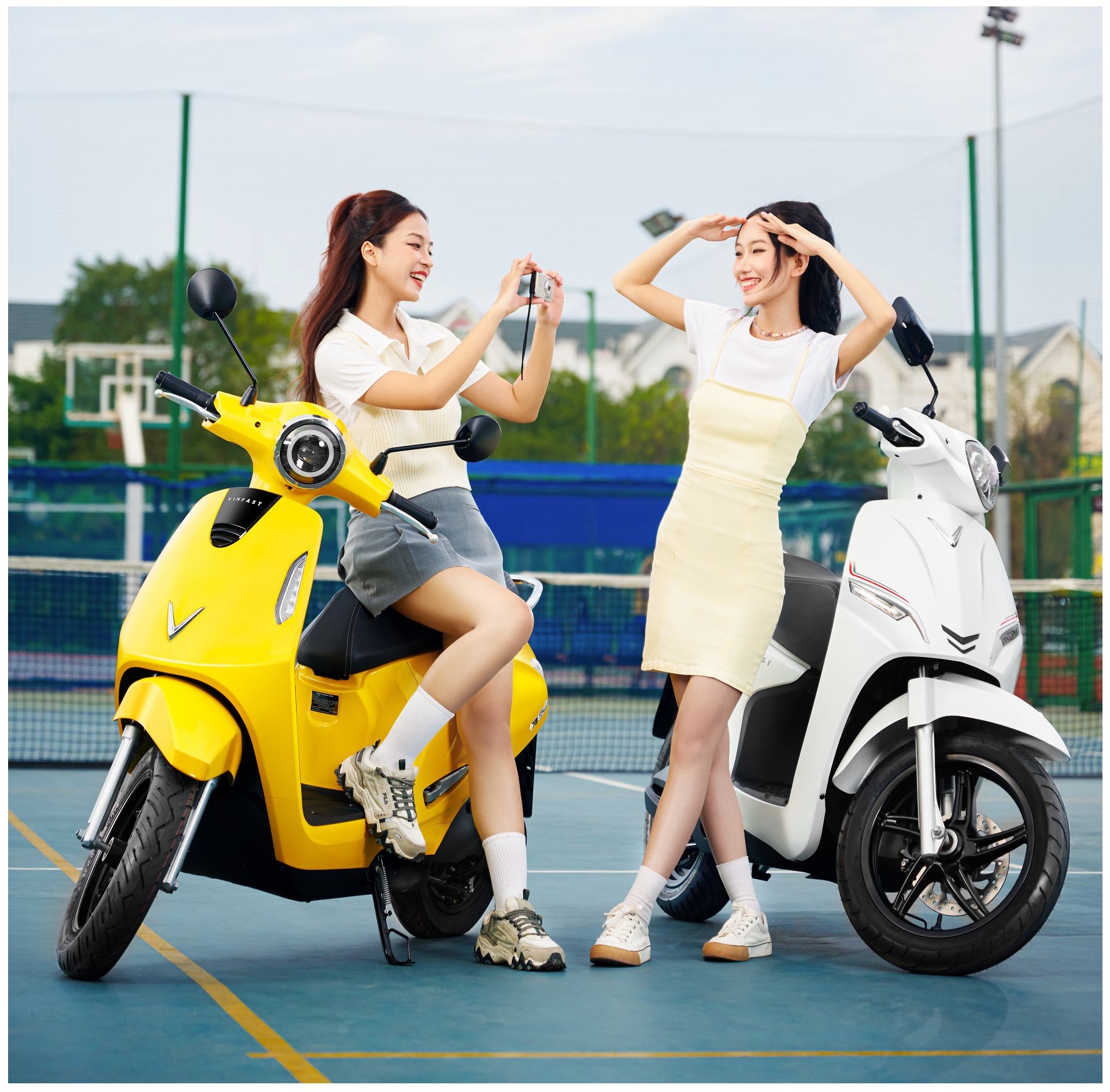 Pin LFP xe điện nhẹ hơn ắc quy chì a xít