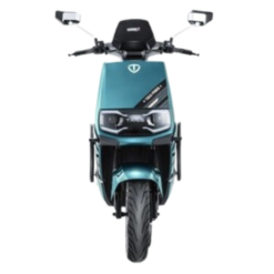 mặt trước của xe máy điện F72 chính hãng tailg