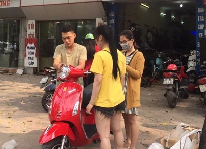 nhân viên tận tâm, tận tình, báo giá trước khi sửa