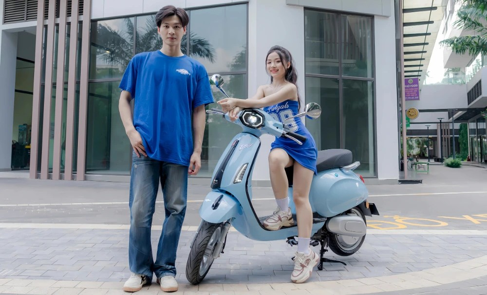 Pin xe máy điện có công suất lớn hơn, thường sẽ là 60V-30Ah trở lên đến 72V, 84V