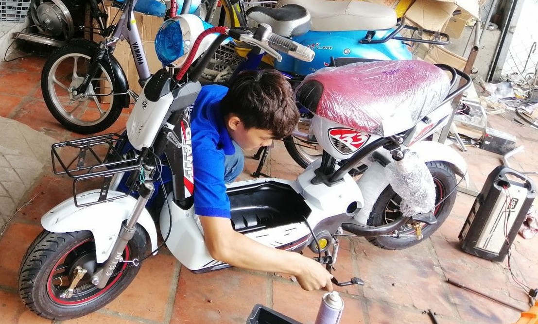 Thợ sửa chữa có kinh nghiệm