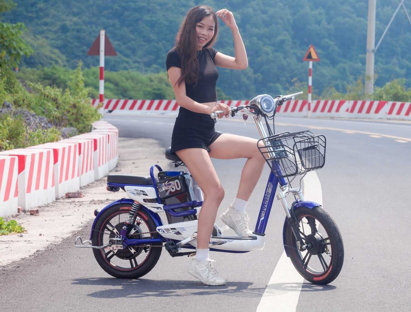 Xe đạp điện khung chắc chắn, tải trọng tốt, phù hợp nhiều đối tượng người dùng