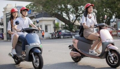 Hình ảnh xe máy điện phù hợp cho người đi làm và sinh viên